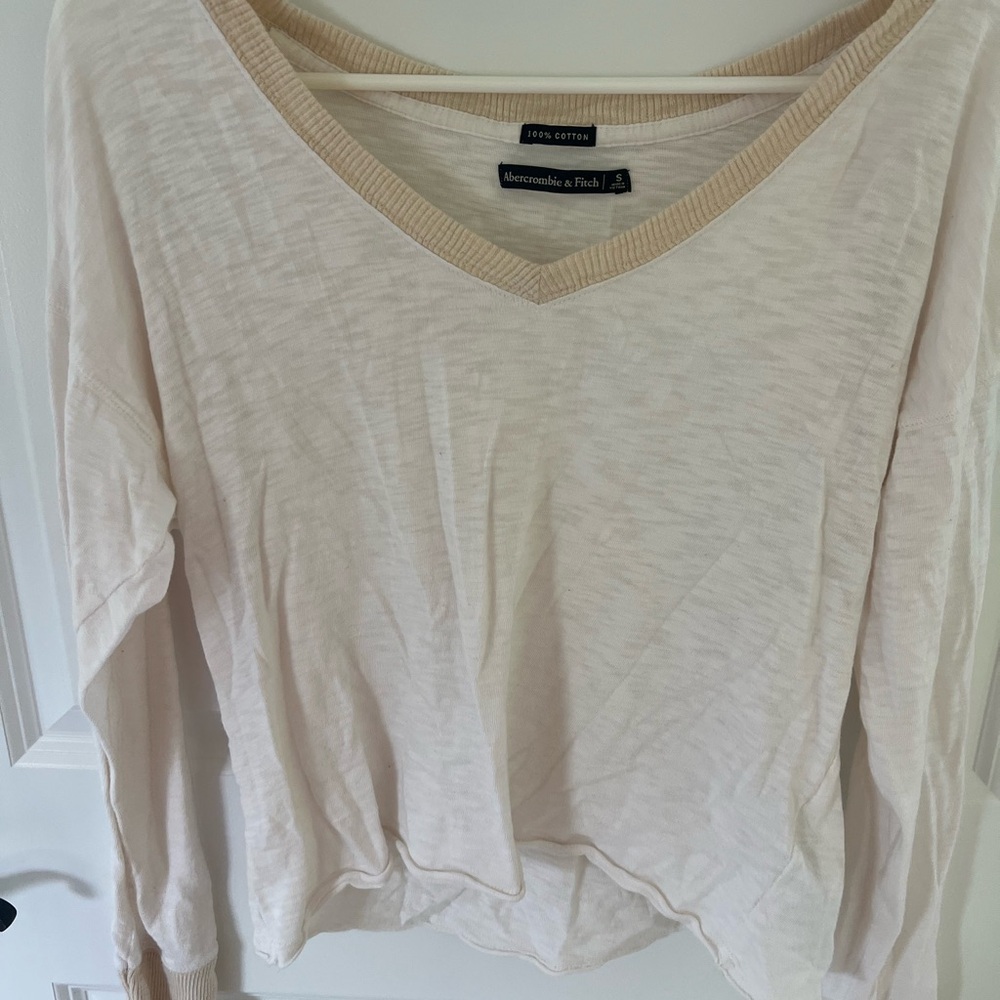 Abercrombie & Fitch Light Cream V-Neck Blouse